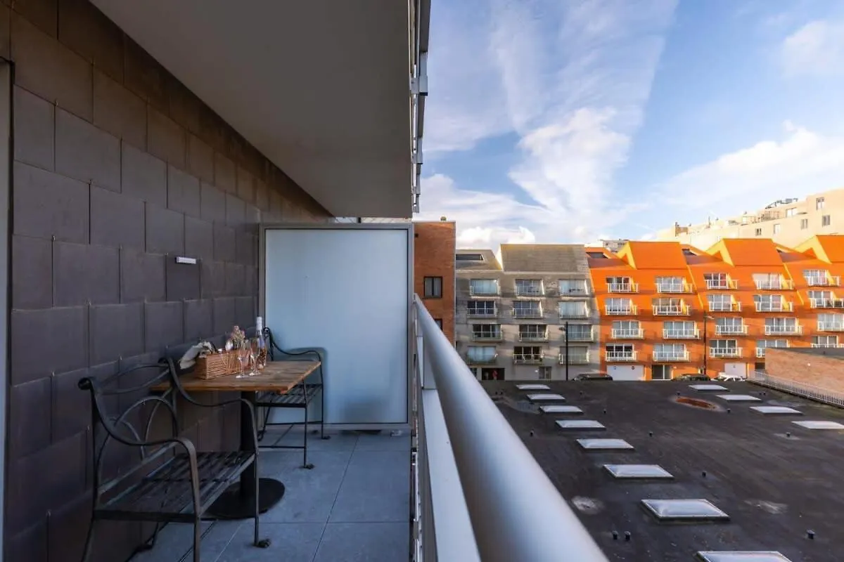 Huswell - Charming Studio With Terrace Nearby The Beach Middelkerke